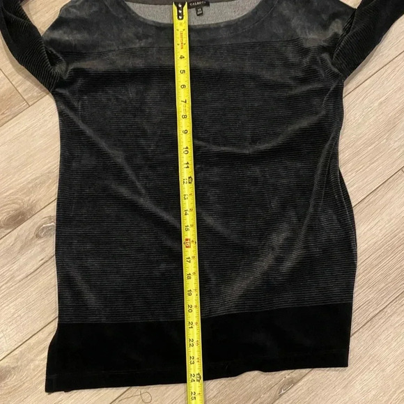 Talbots Luxe Velour Charcoal & Black Color-block Soft Top Women’s X-Small NWT - Picture 8 of 9